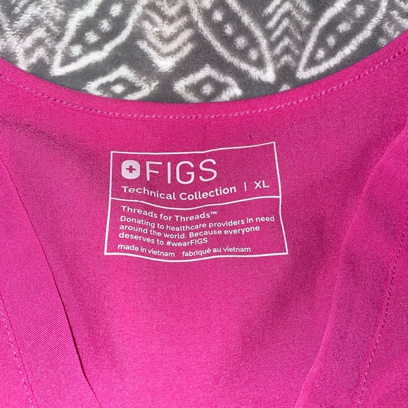 Figs Raspberry Scrub Set - Picture 3 of 6